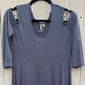 Vintage “cold shoulder” dress medium gray Comfy USA brand dress.